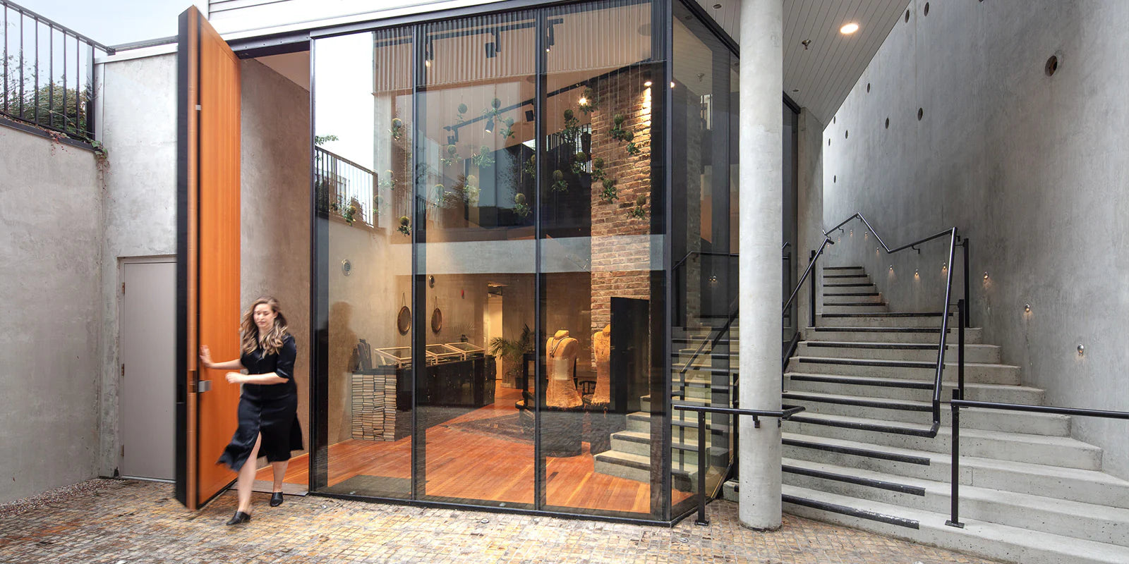 PORMENT showroom interior